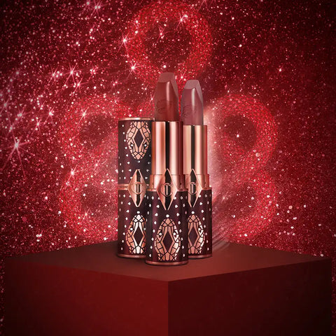 NEW YEAR LIPSTICK MATTE REVOLUTION- KISS OF FORTUNE