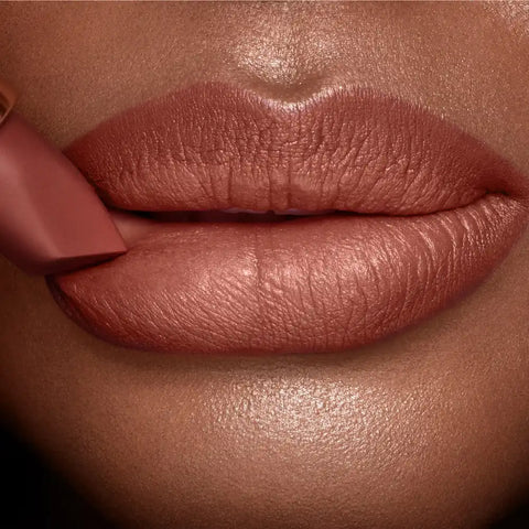 THE SUPER NUDES K.I.S.S.I.N.G - PENELOPE PINK