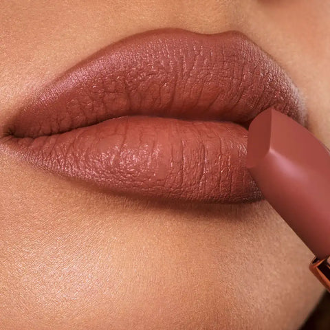 THE SUPER NUDES K.I.S.S.I.N.G - PENELOPE PINK