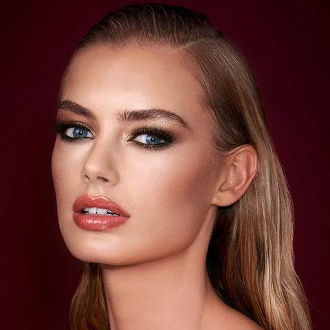 CHEEK TO CHIC ECSTASY