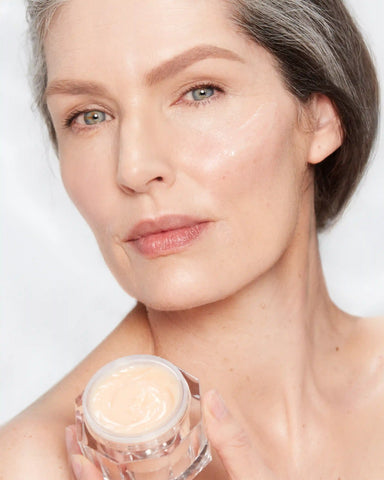CHARLOTTE’S MAGIC DAY & NIGHT KIT SKINCARE KIT