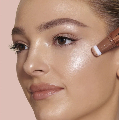 BEAUTY LIGHT WAND SPOTLIGHT TRAVEL SIZE