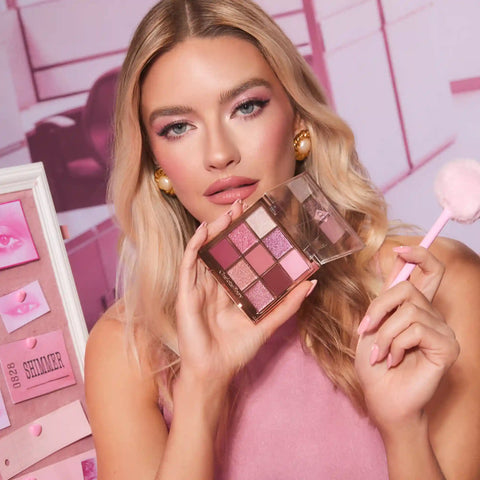 CHARLOTTE’S PALETTE OF BEAUTIFYING EYE TRENDS DUO EYE KIT